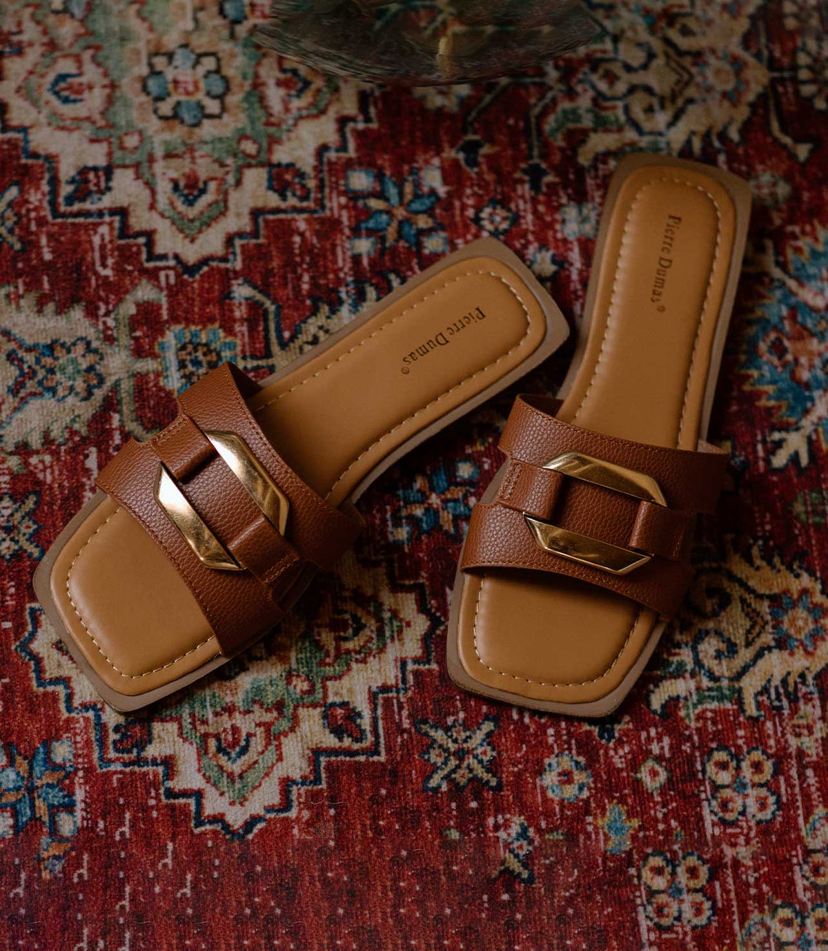 Flat Sandal with Buckle